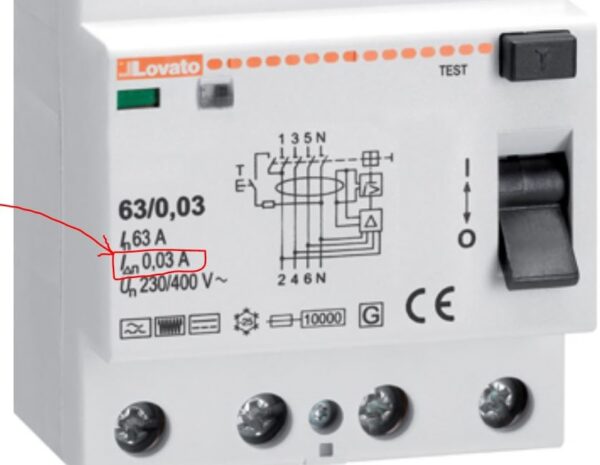 Interruttore Differenziale 2P DZ47-63 220 / 380V 32A RCCB Interruttore  Magnetotermico Differenziale con Sovraccarico Protezione Cortocircuito